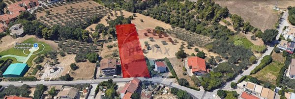 terreno edificabile in vendita a Montesilvano in zona Montesilvano Colle