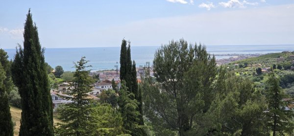 terreno edificabile in vendita a Montesilvano