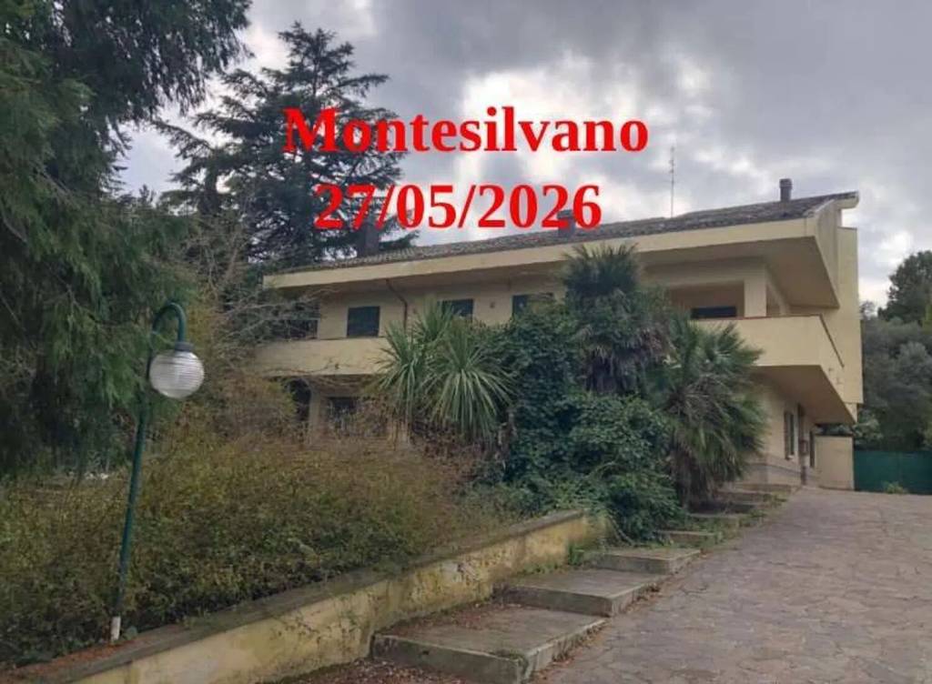 casa indipendente in vendita a Montesilvano in zona Montesilvano Colle