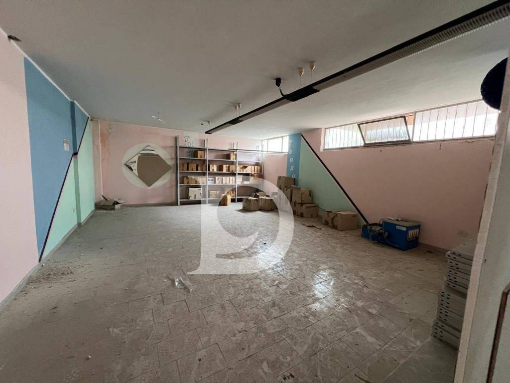 negozio in vendita a Montesilvano