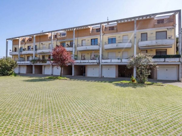 appartamento in vendita a Montesilvano in zona Montesilvano Colle