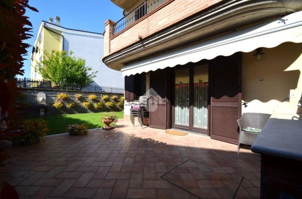 casa indipendente in vendita a Montesilvano in zona Villa Carmine