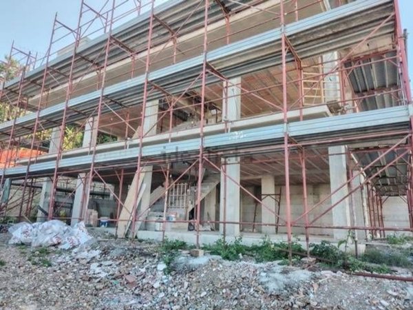 casa indipendente in vendita a Montesilvano