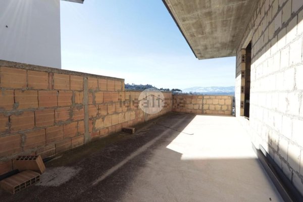 casale in vendita a Montesilvano in zona Montesilvano Colle