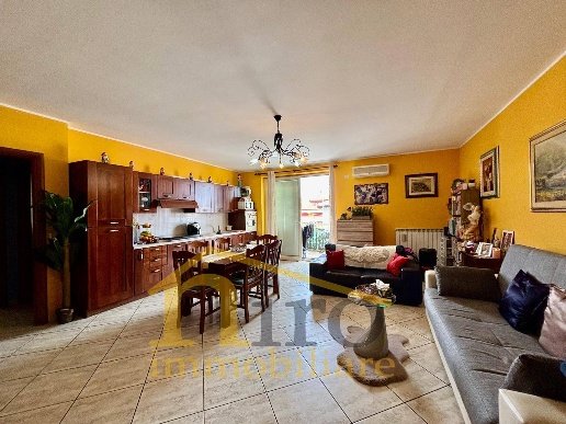 appartamento in vendita a Montesilvano in zona Villa Carmine