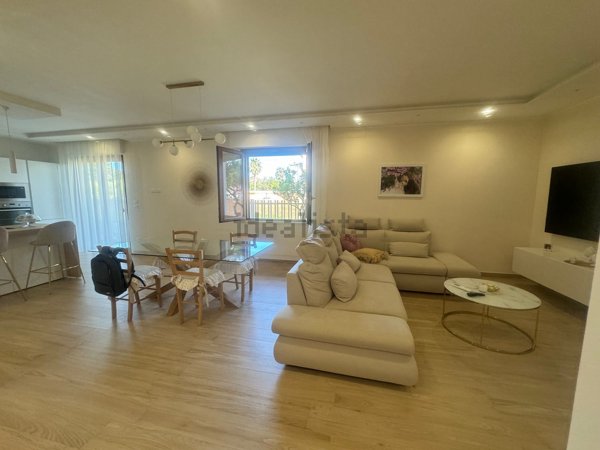 casa indipendente in vendita a Montesilvano