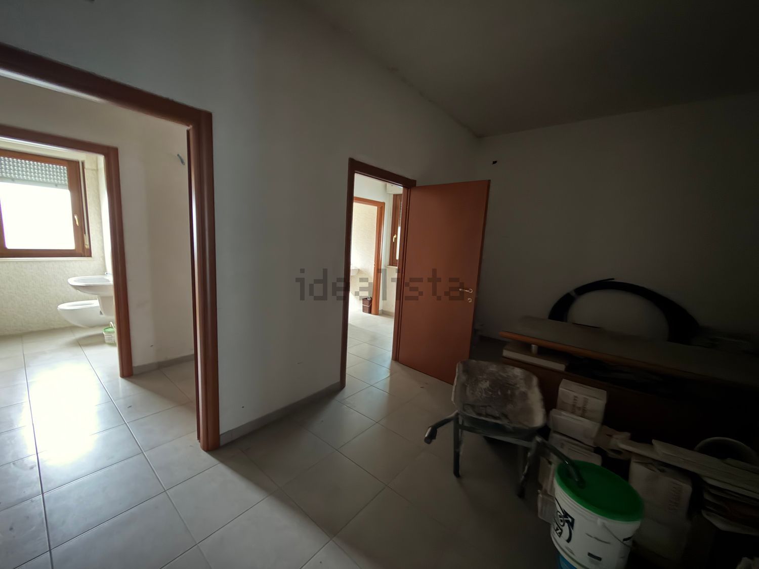 locale commerciale in vendita a Montesilvano