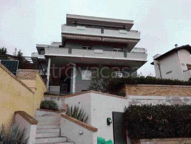 appartamento in vendita a Montesilvano in zona Montesilvano Colle