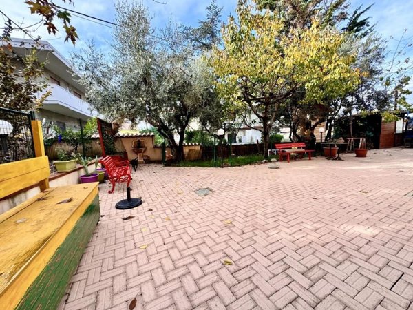 casa indipendente in vendita a Montesilvano