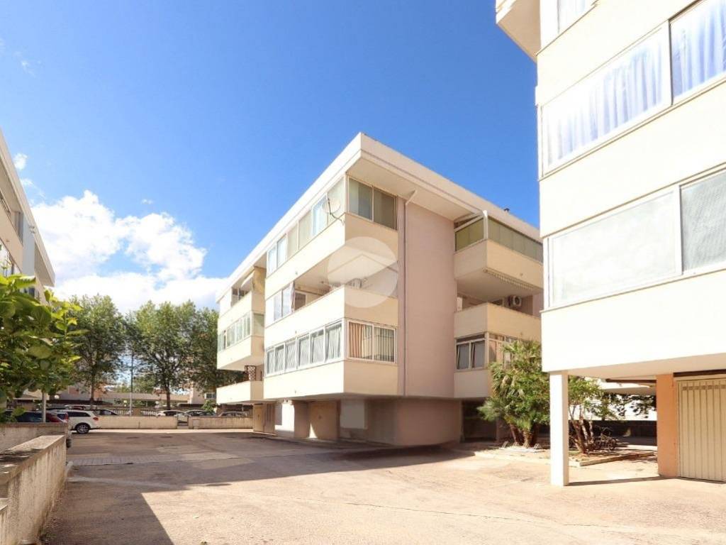 appartamento in vendita a Montesilvano in zona Montesilvano Marina