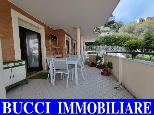 appartamento in vendita a Montesilvano in zona Villa Carmine