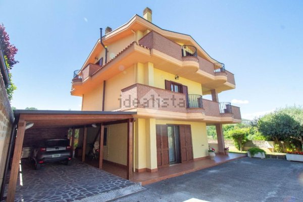 casa indipendente in vendita a Montesilvano