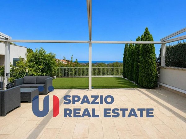 casa indipendente in vendita a Montesilvano in zona Montesilvano Colle