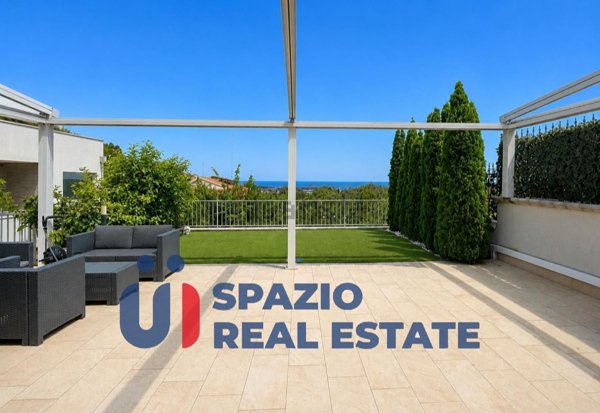 casa indipendente in vendita a Montesilvano in zona Montesilvano Colle