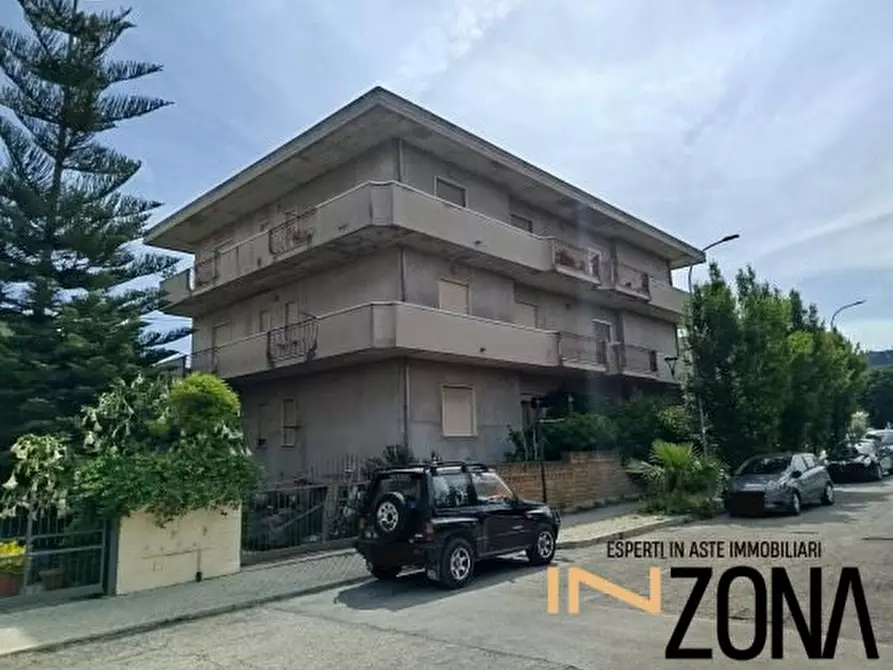 appartamento in vendita a Montesilvano in zona Montesilvano Marina