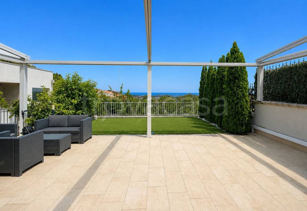 casa indipendente in vendita a Montesilvano in zona Montesilvano Colle