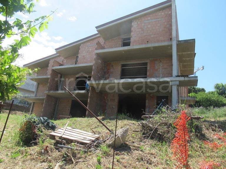 casa indipendente in vendita a Montesilvano