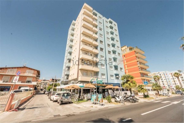 appartamento in vendita a Montesilvano in zona Montesilvano Marina