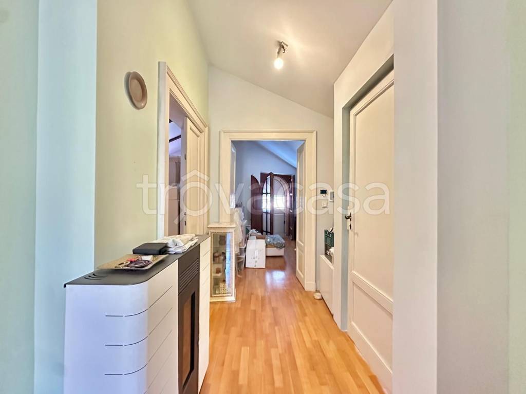 casa indipendente in vendita a Montesilvano