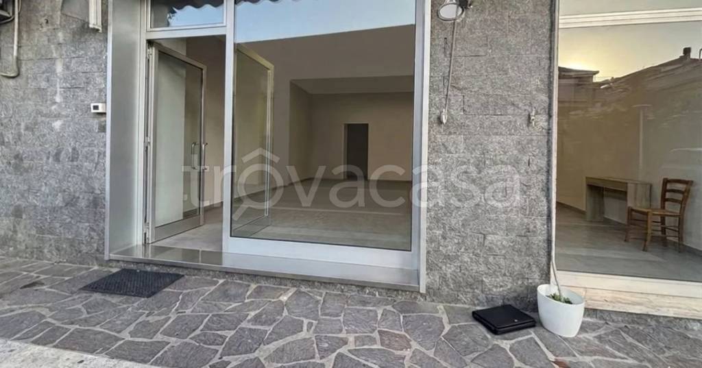negozio in vendita a Montesilvano