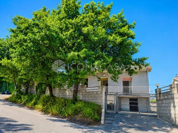 casa indipendente in vendita a Montesilvano
