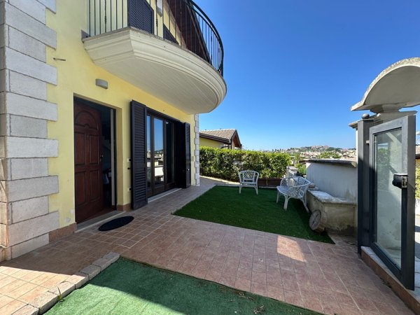 casa indipendente in vendita a Montesilvano