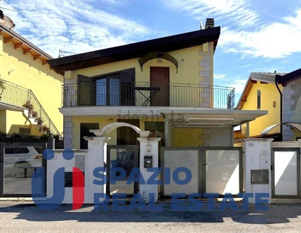 appartamento in vendita a Montesilvano in zona Montesilvano Colle