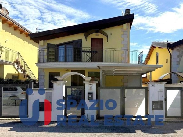 casa indipendente in vendita a Montesilvano in zona Montesilvano Colle