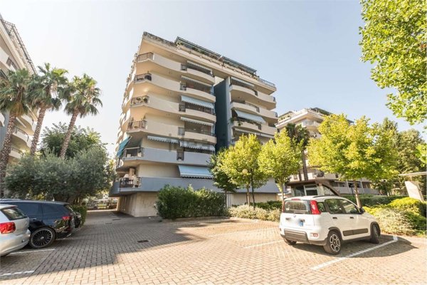 appartamento in vendita a Montesilvano in zona Montesilvano Marina