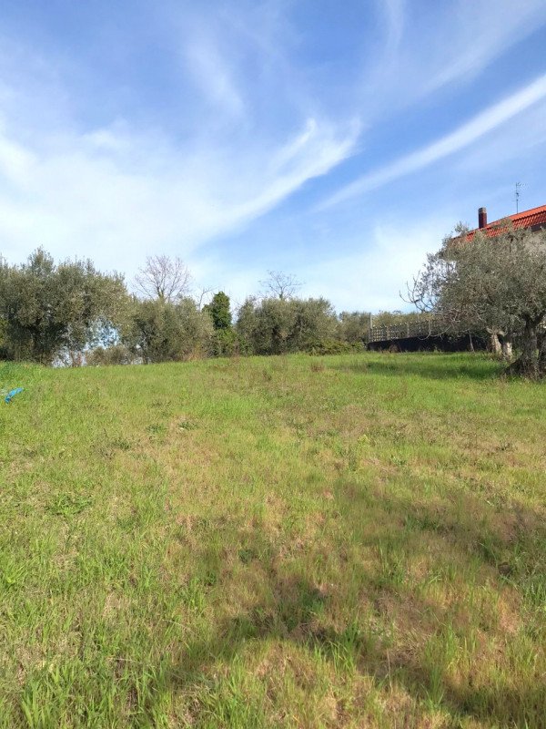 terreno edificabile in vendita a Montesilvano in zona Santa Venere
