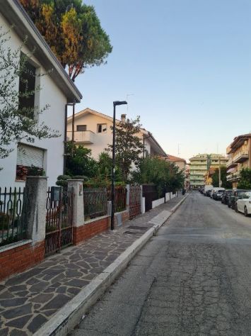 casa indipendente in vendita a Montesilvano