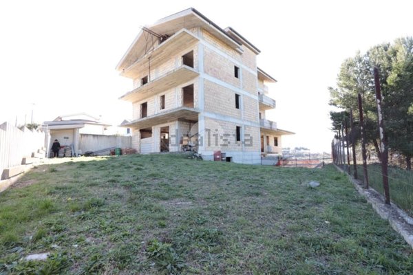 casale in vendita a Montesilvano