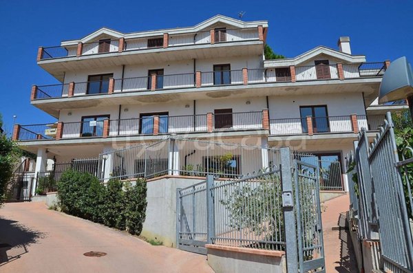 casa indipendente in vendita a Montesilvano in zona Montesilvano Colle
