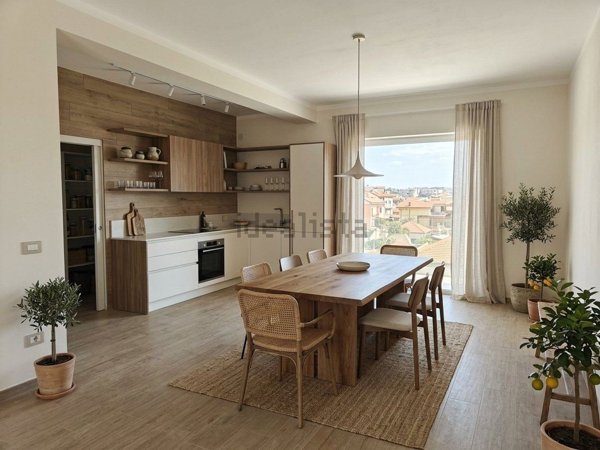 appartamento in vendita a Montesilvano in zona Montesilvano Marina