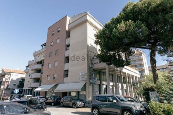 appartamento in vendita a Montesilvano in zona Villa Carmine