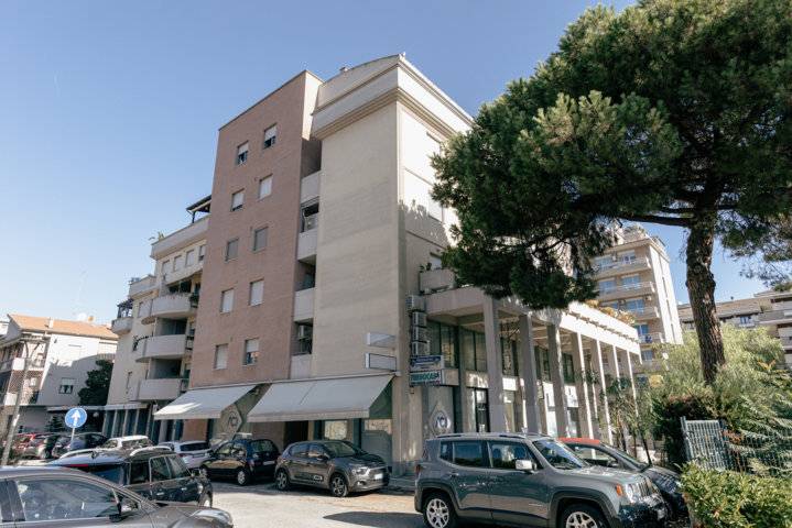 appartamento in vendita a Montesilvano in zona Villa Carmine
