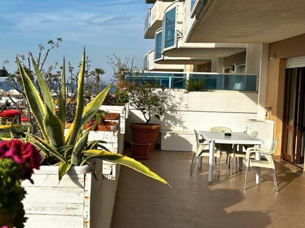 appartamento in vendita a Montesilvano in zona Montesilvano Marina