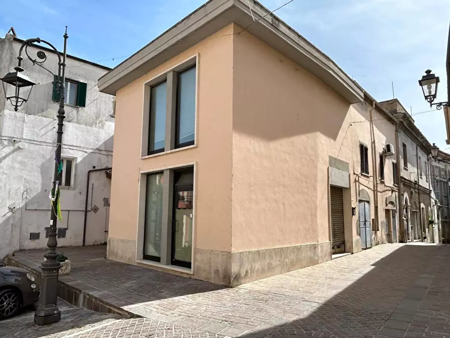 locale commerciale in vendita a Moscufo
