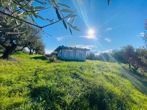 appartamento in vendita a Moscufo in zona Pischiarano