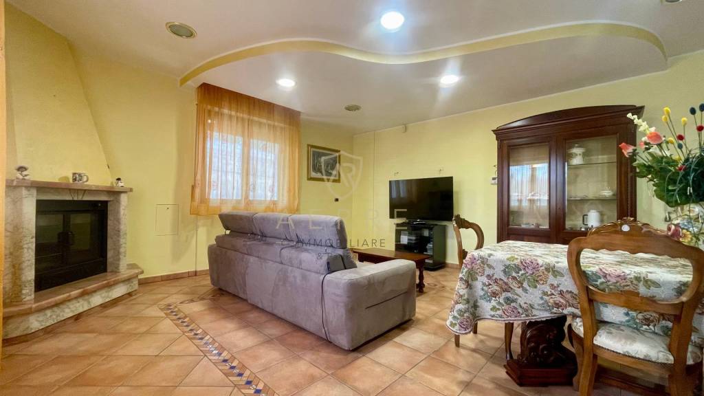 casa indipendente in vendita a Moscufo