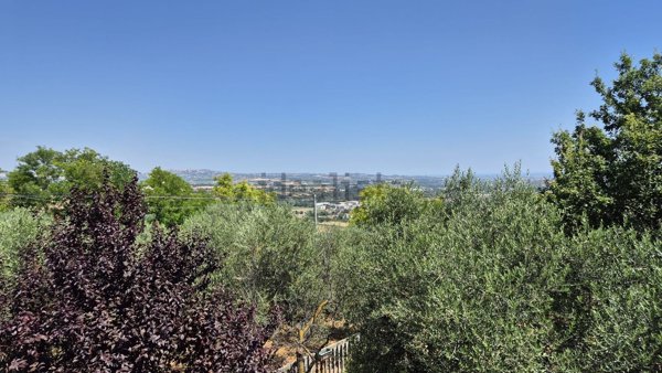 casa indipendente in vendita a Moscufo in zona Senarica