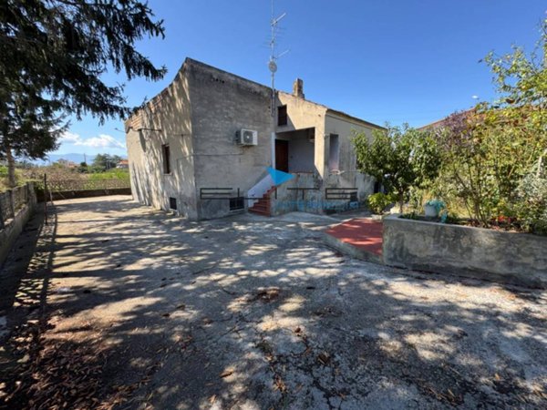 casa indipendente in vendita a Moscufo