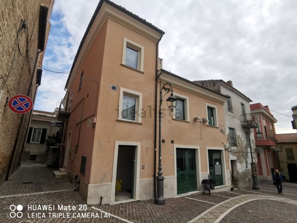 locale commerciale in vendita a Moscufo