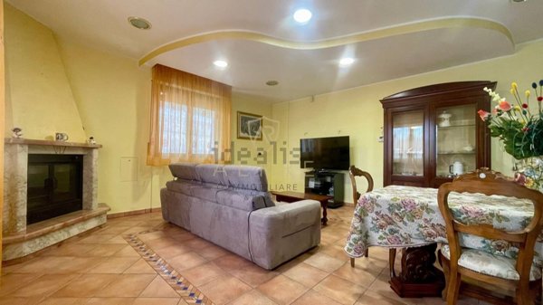 casa indipendente in vendita a Moscufo