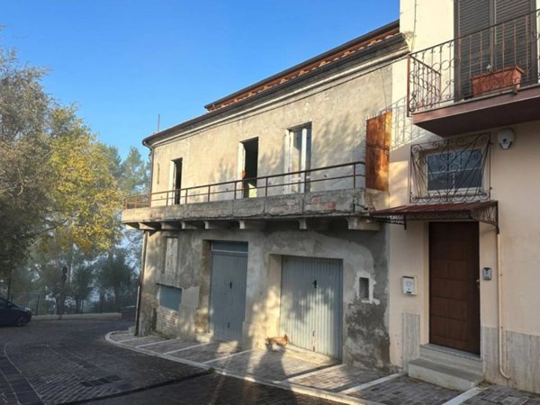 casa indipendente in vendita a Moscufo