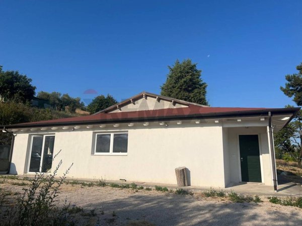 appartamento in vendita a Moscufo in zona Casale