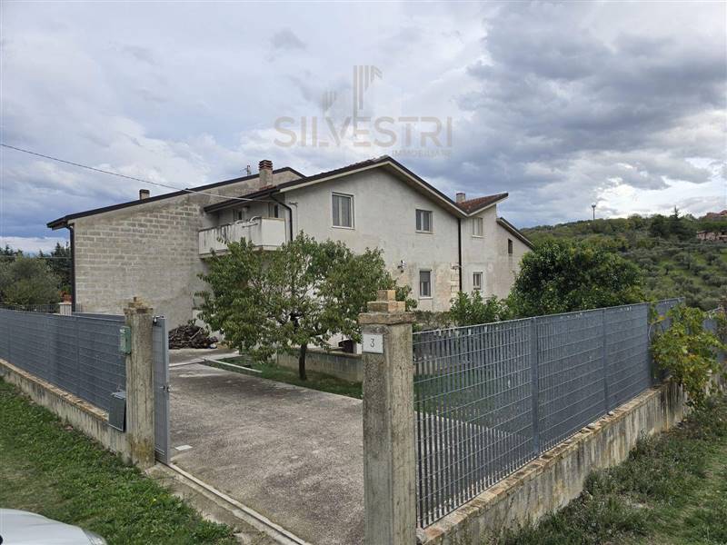 casa indipendente in vendita a Moscufo
