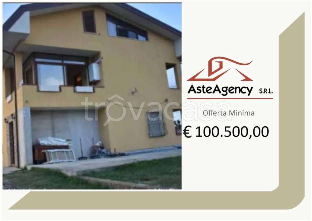 appartamento in vendita a Moscufo in zona Senarica
