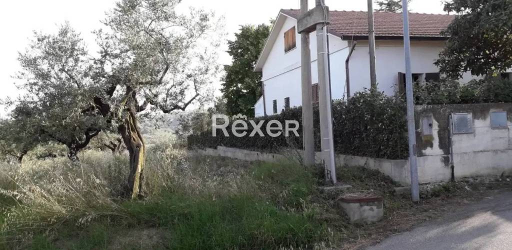 casa indipendente in vendita a Moscufo