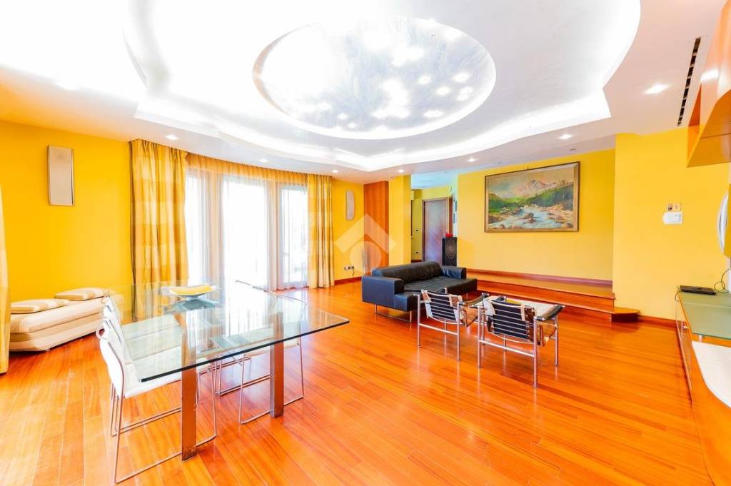 casa indipendente in vendita a Nocciano